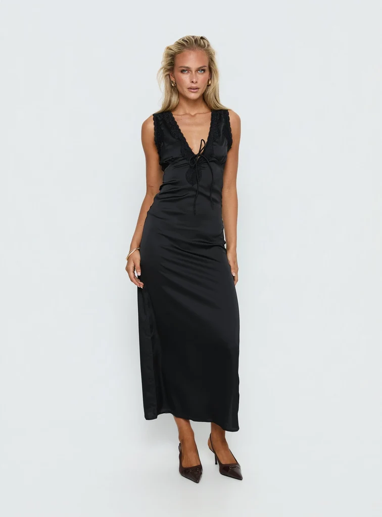 Kasalie Lace-Trim Maxi Dress Black